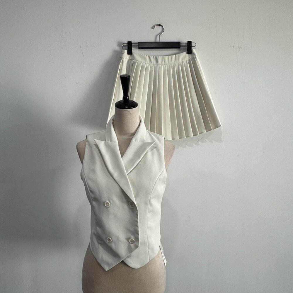 Commense Suit Waistcoat With Pleated Mini Skirt Set White NWT, Size M - Picture 12 of 16